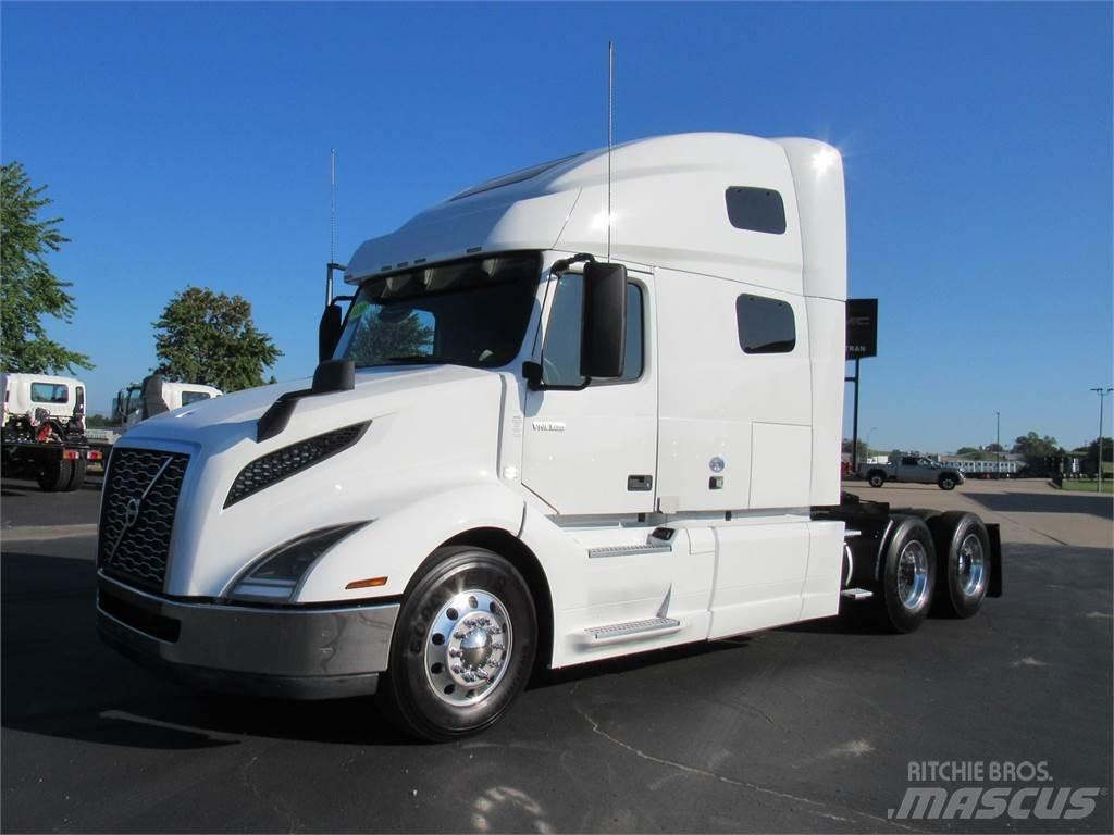 Volvo VNL64T760 Conventional Trucks / Tractor Trucks