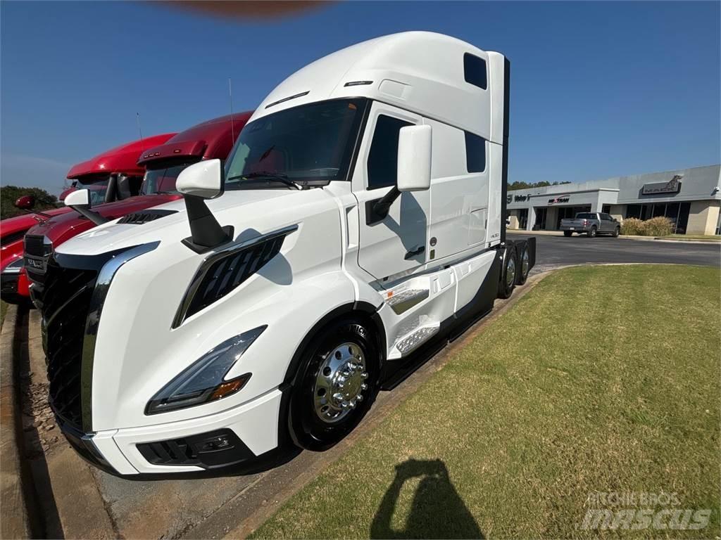 Volvo VNL64T860 Conventional Trucks / Tractor Trucks