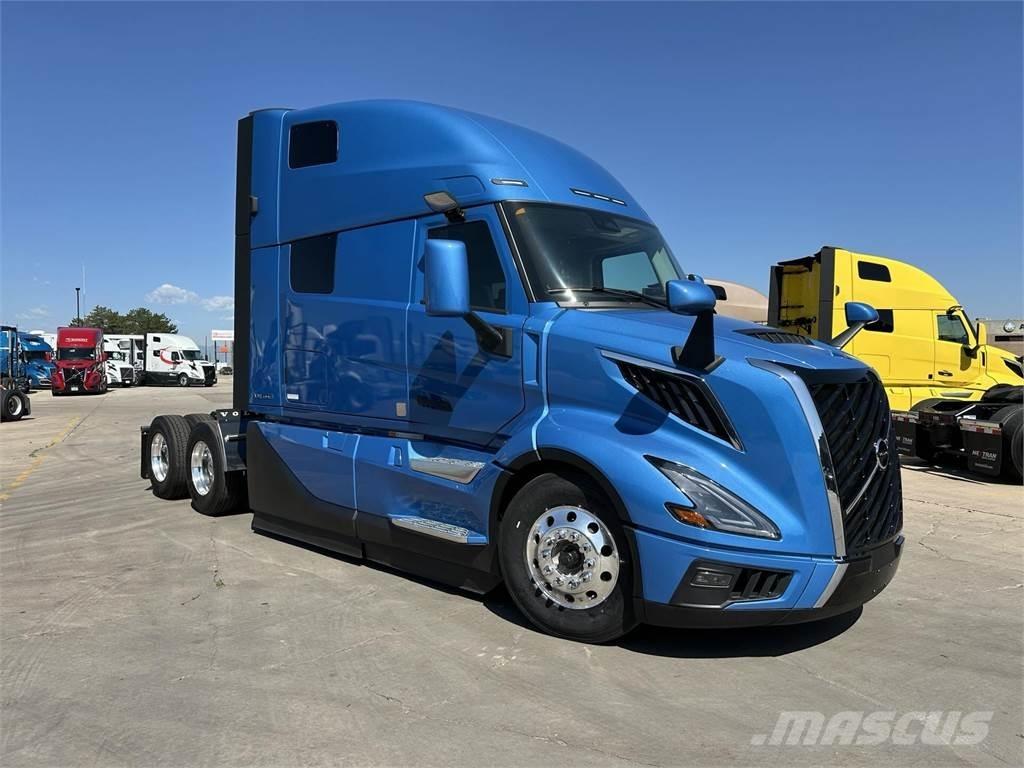 Volvo VNL64T860 Conventional Trucks / Tractor Trucks