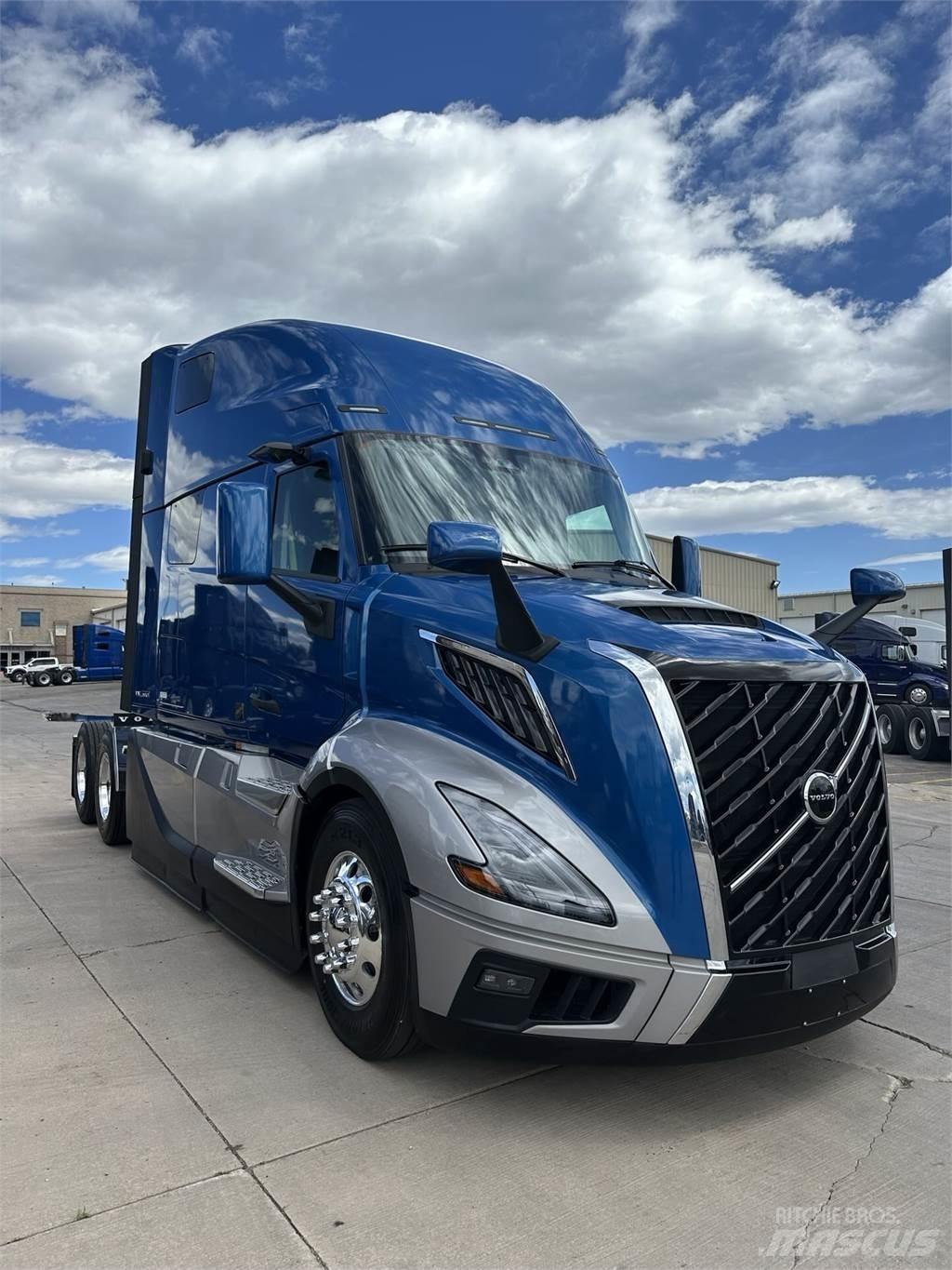 Volvo VNL64T860 Conventional Trucks / Tractor Trucks