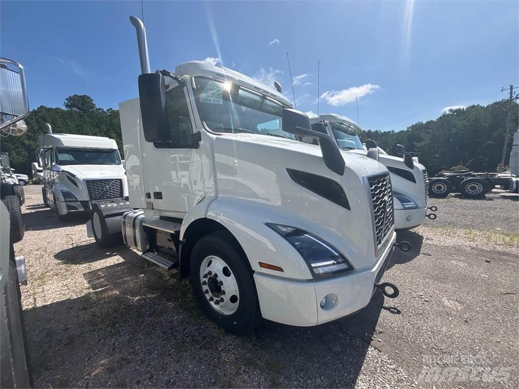 Volvo VNR42T300 Conventional Trucks / Tractor Trucks