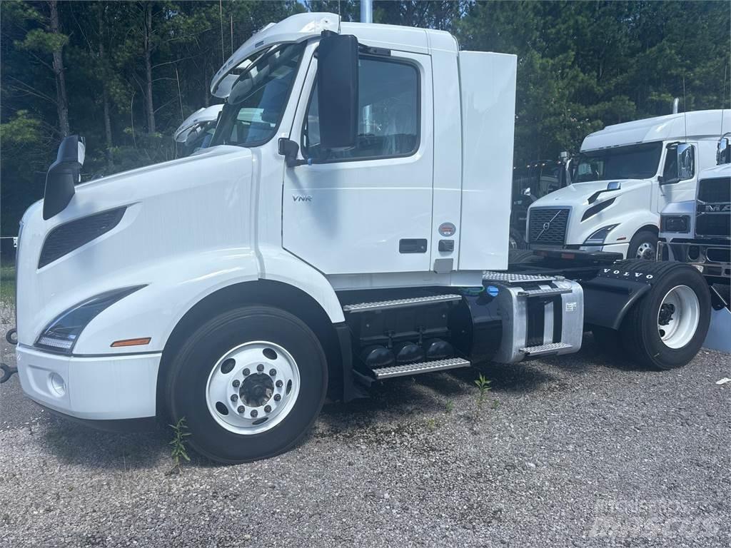 Volvo VNR42T300 Conventional Trucks / Tractor Trucks