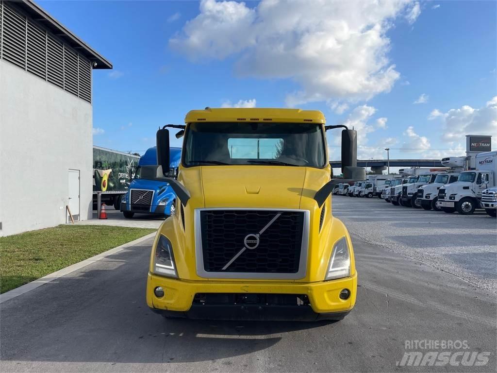 Volvo VNR64T300 Conventional Trucks / Tractor Trucks