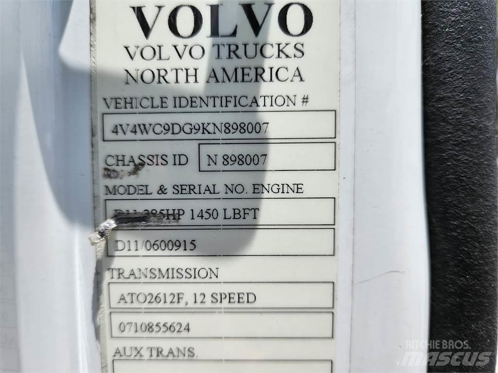 Volvo VNR64T300 Conventional Trucks / Tractor Trucks