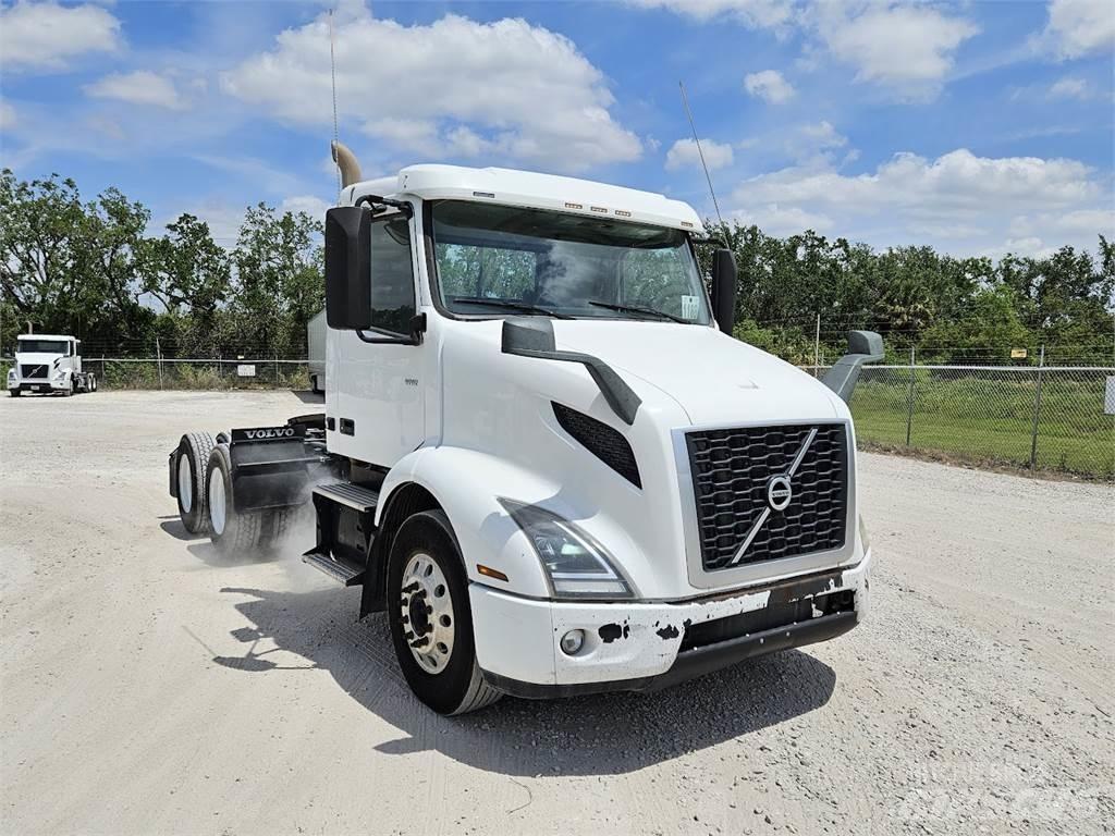 Volvo VNR64T300 Conventional Trucks / Tractor Trucks