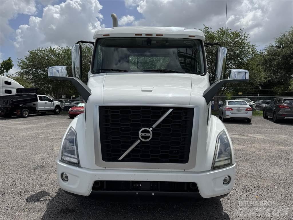 Volvo VNR64T300 Conventional Trucks / Tractor Trucks