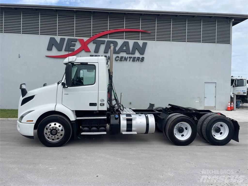 Volvo VNR64T300 Conventional Trucks / Tractor Trucks