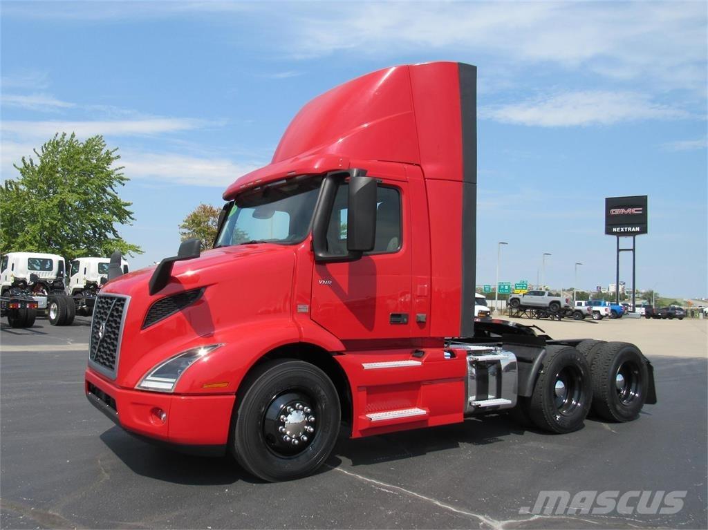 Volvo VNR64T300 Conventional Trucks / Tractor Trucks