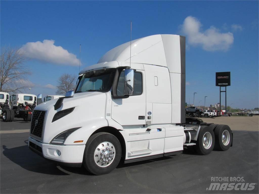 Volvo VNR64T400 Conventional Trucks / Tractor Trucks