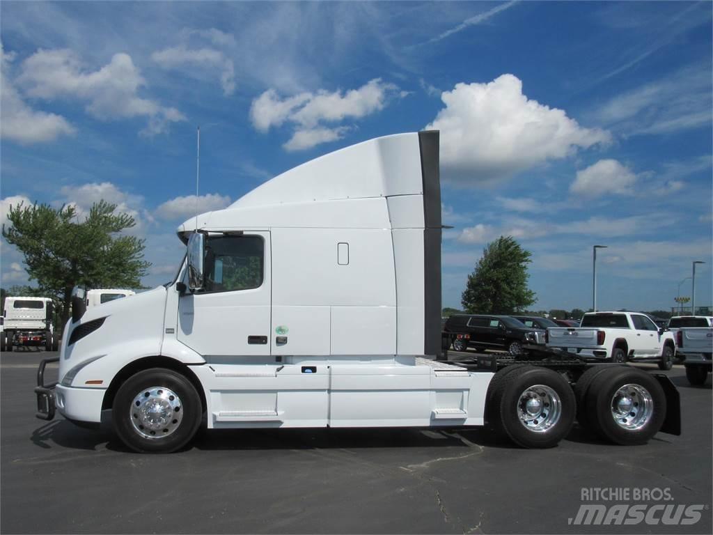 Volvo VNR64T640 Conventional Trucks / Tractor Trucks