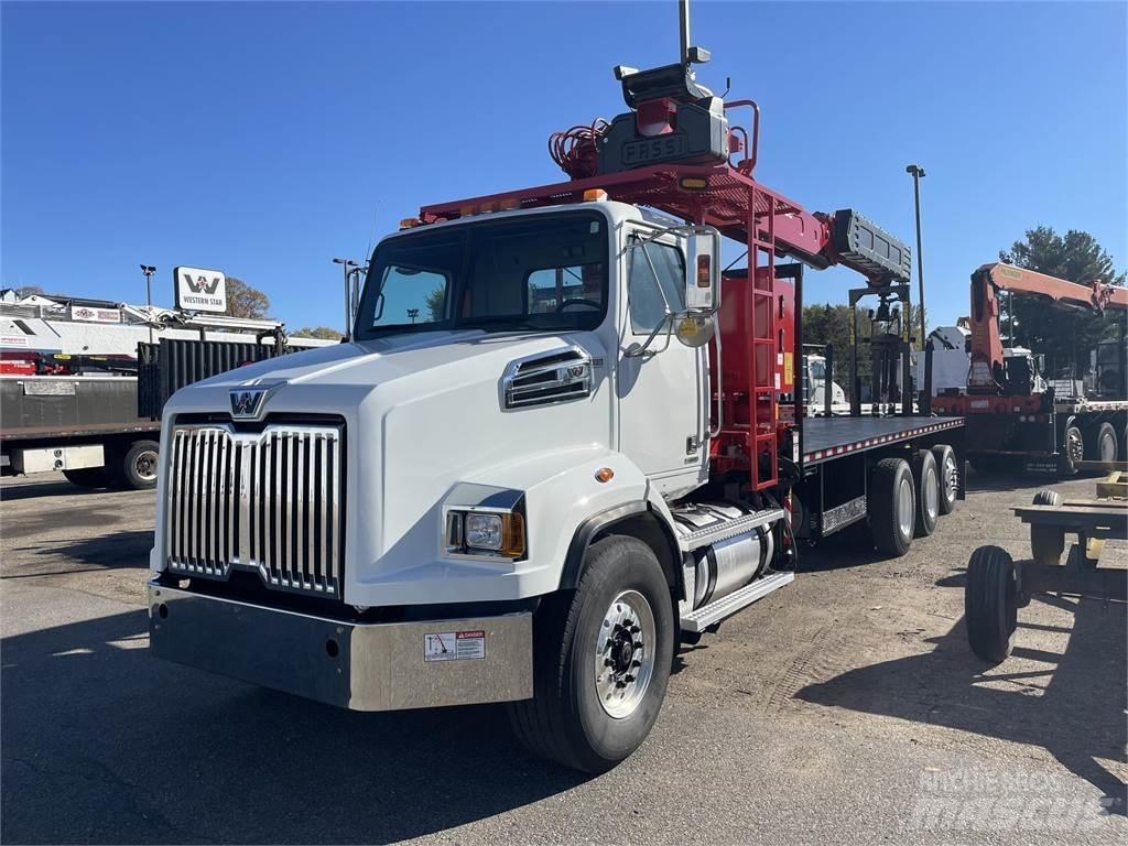 Western Star 4700SB Other Trucks