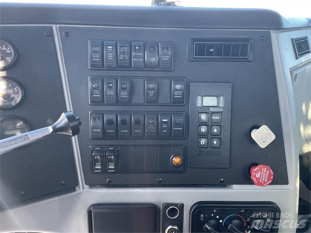 Western Star 4700SB Other Trucks