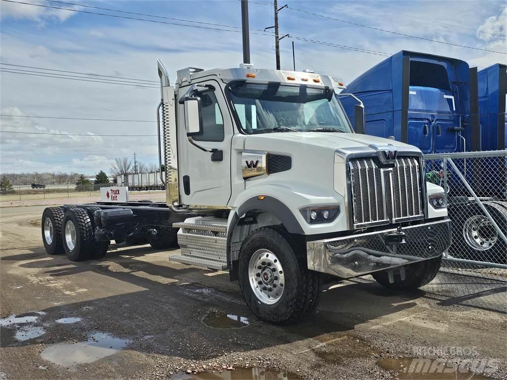 Western Star 47X Cab & Chassis Trucks