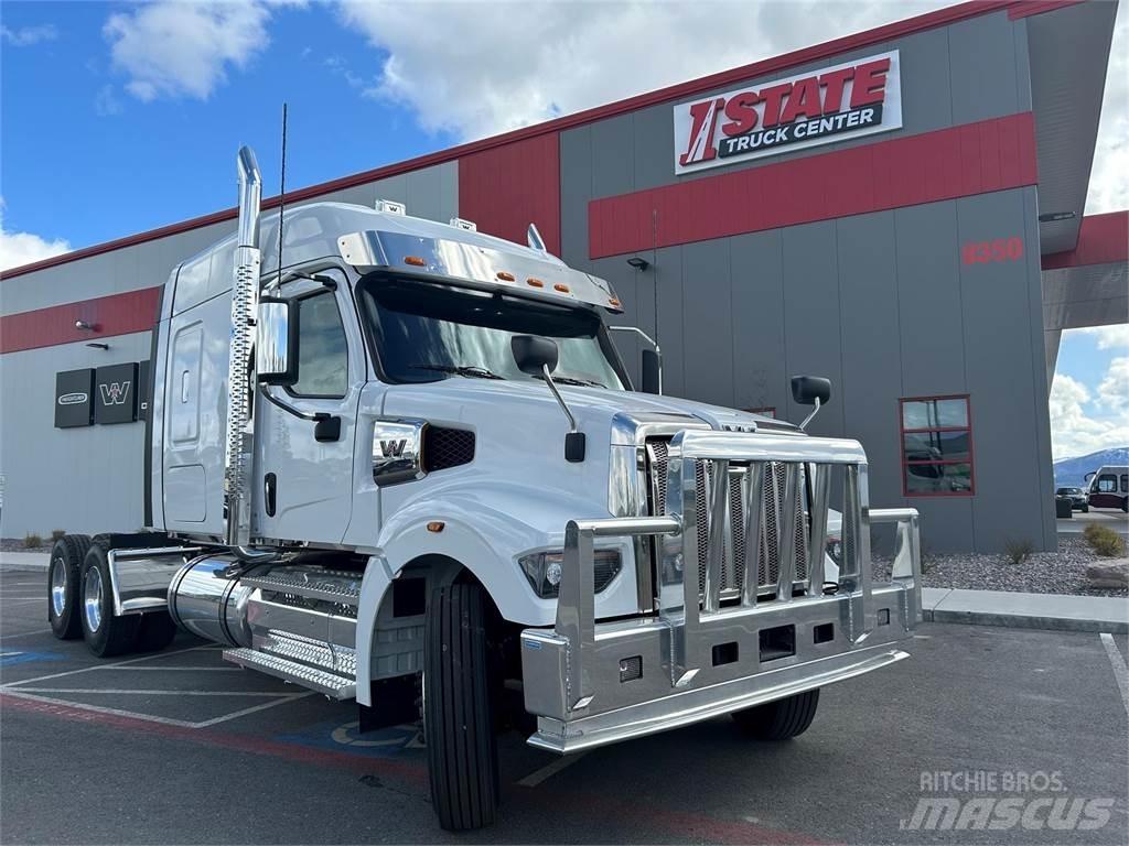 Western Star 49X Conventional Trucks / Tractor Trucks