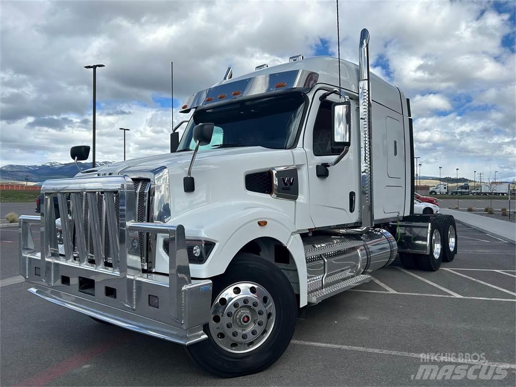 Western Star 49X Conventional Trucks / Tractor Trucks