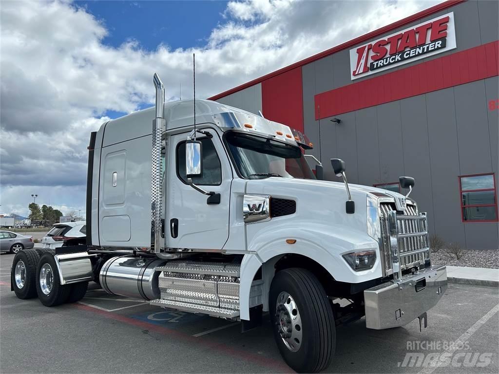 Western Star 49X Conventional Trucks / Tractor Trucks