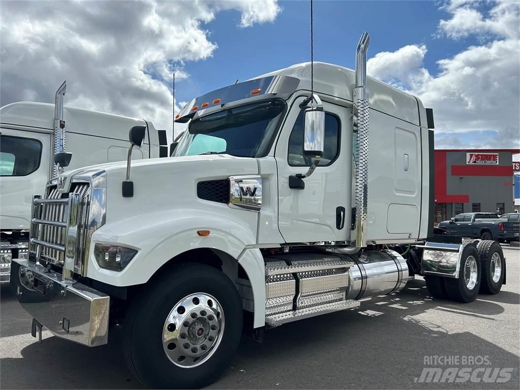 Western Star 49X Conventional Trucks / Tractor Trucks