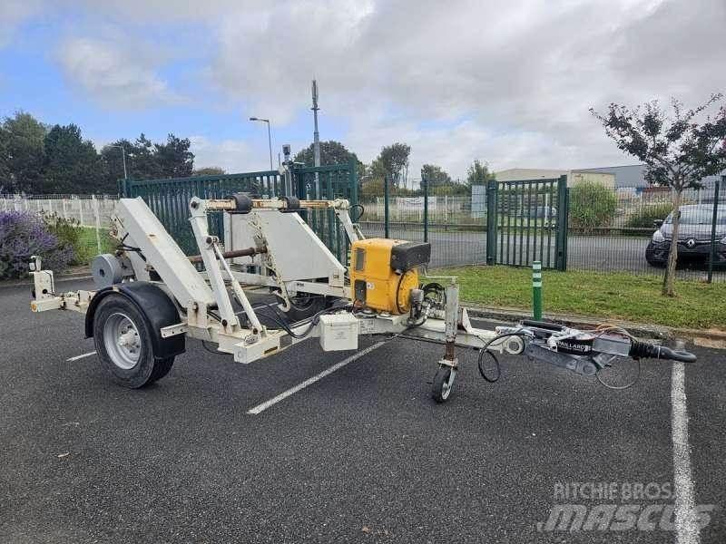 Adoc 3T5 Flatbed Trailers