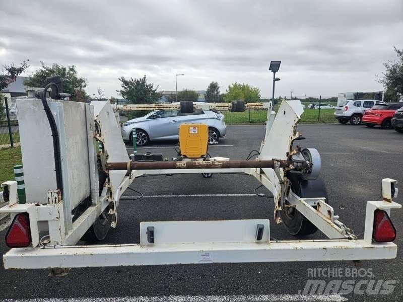Adoc 3T5 Flatbed Trailers