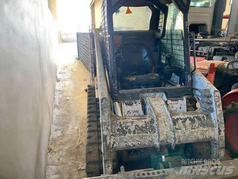 Bobcat T140 Mini Loader