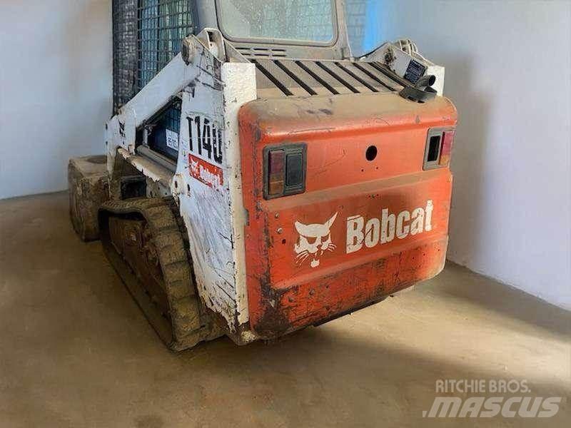 Bobcat T140 Mini Loader