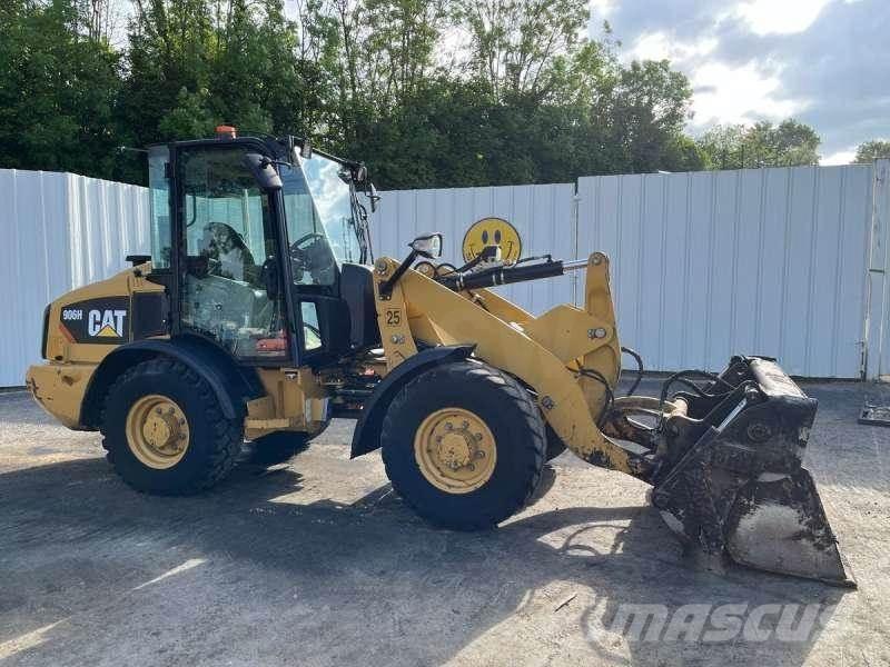 CAT 906H Mini Loader