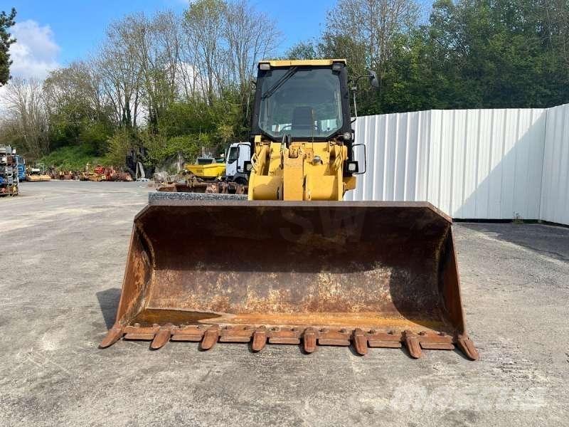 CAT 953C2 Crawler Loaders
