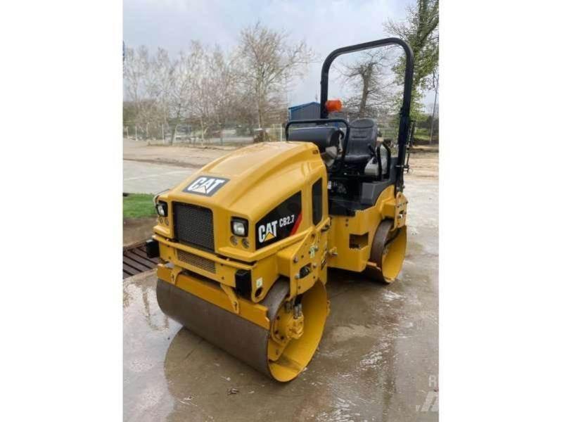 CAT CB2.7 Soil Compactors
