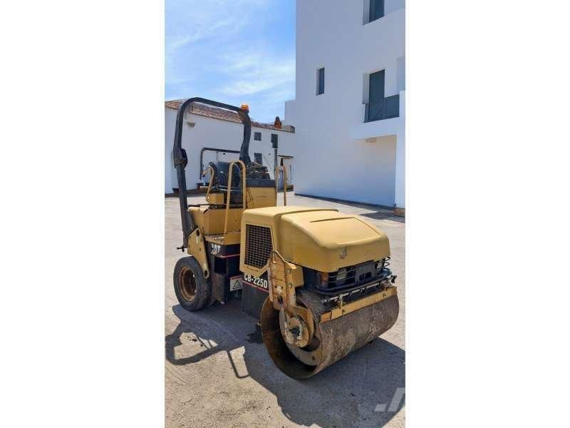 CAT CB225D Soil Compactors