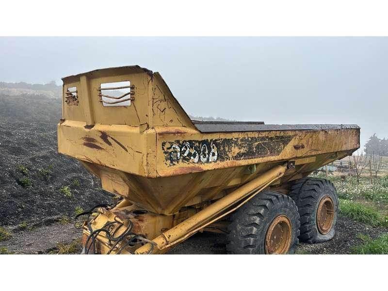 CAT D250B Dump Trailers
