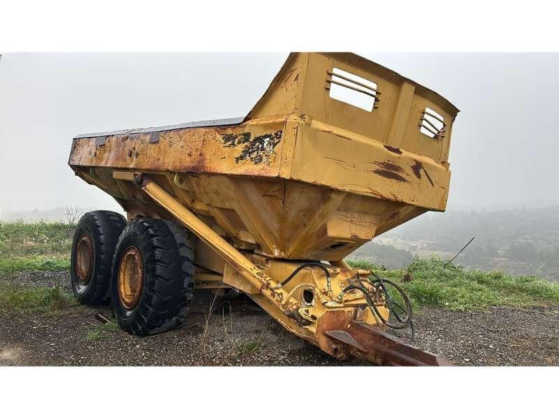 CAT D250B Dump Trailers