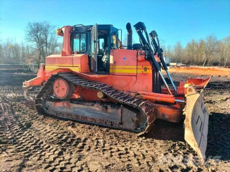 CAT D6T Crawler dozers