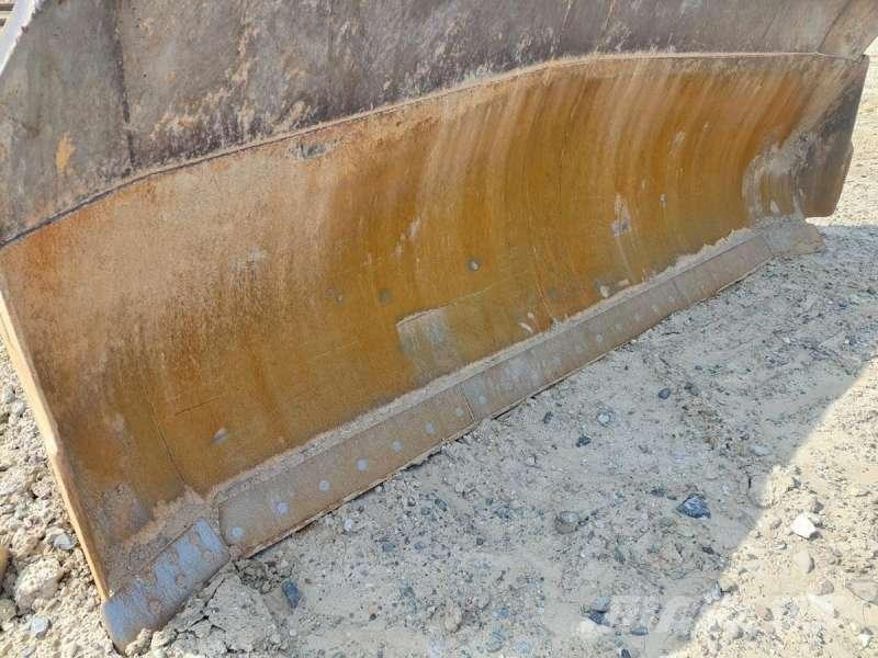 CAT D6T LGP Crawler dozers