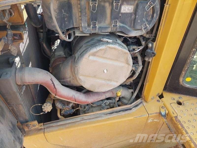 CAT D6T LGP Crawler dozers