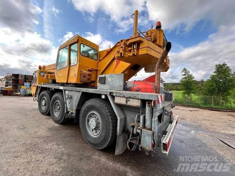 Faun RTF40-3 Mobile and all terrain cranes