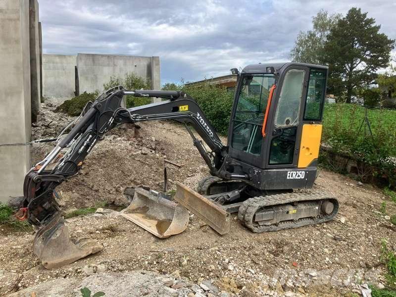 Volvo ECR25D Mini Excavators <7t (Mini Diggers)