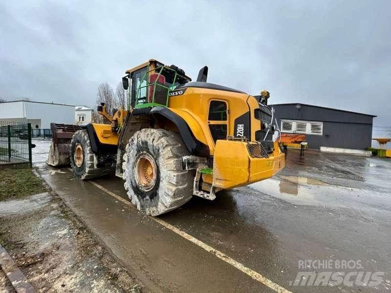 Volvo L220H Wheel Loaders