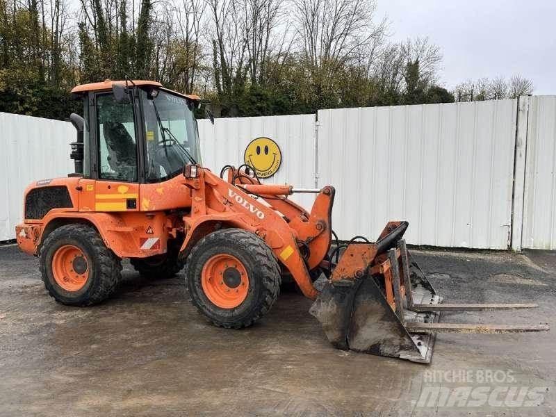 Volvo L30G Wheel Loaders