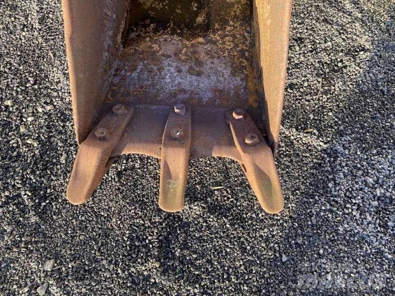 CAT 420mm Buckets