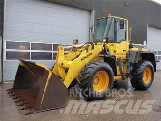 Komatsu WA320 Wheel Loaders