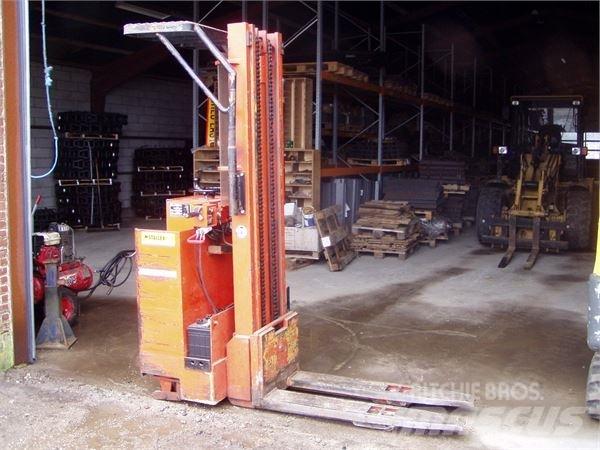 STÅ-IND STABLER Misc Forklifts