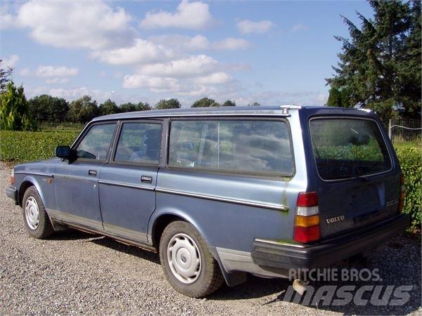 Volvo 240GL Automobiles / SUVS