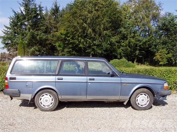 Volvo 240GL Automobiles / SUVS