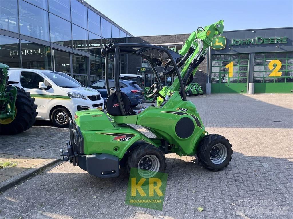 Avant E5 Front Loaders