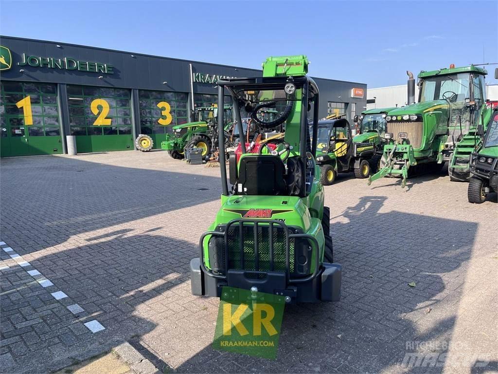 Avant E5 Front Loaders