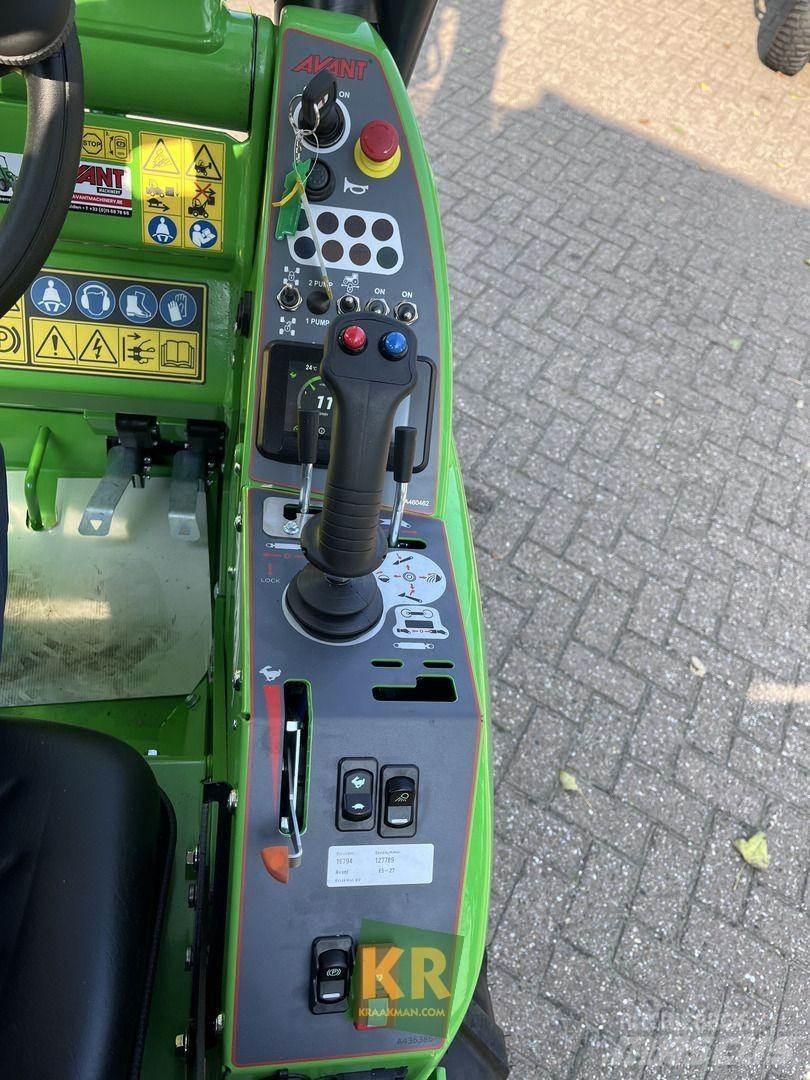 Avant E5 Front Loaders