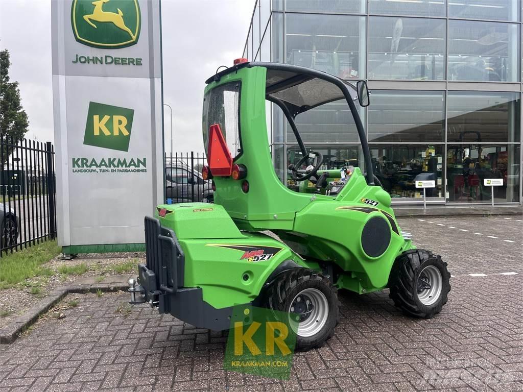 Avant E6 Front Loaders
