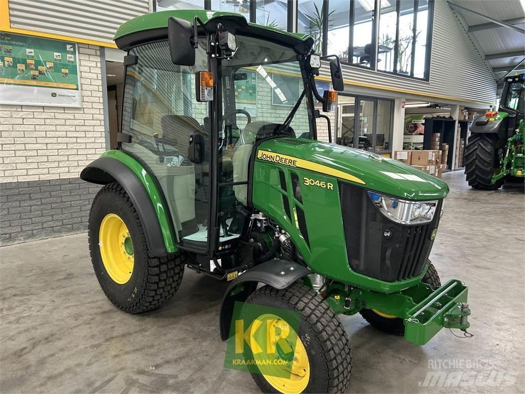 John Deere 3046R Compact tractors