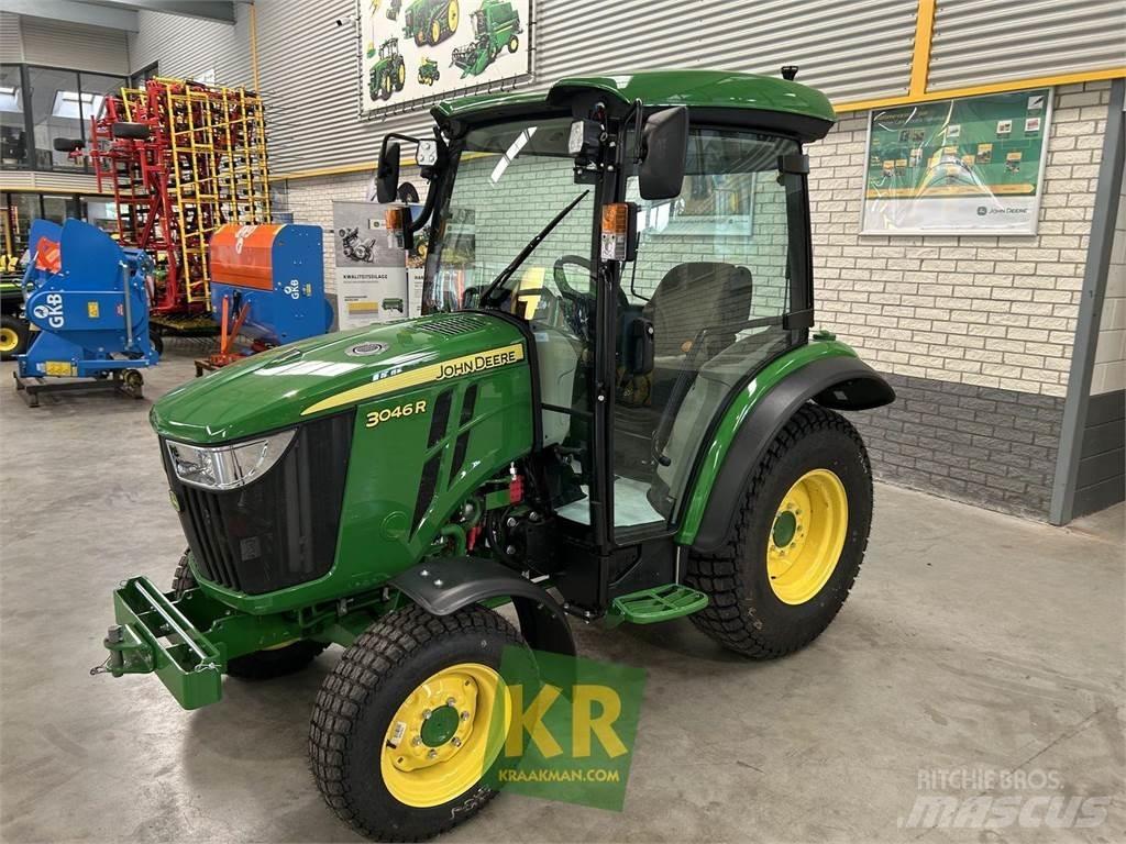 John Deere 3046R Compact tractors