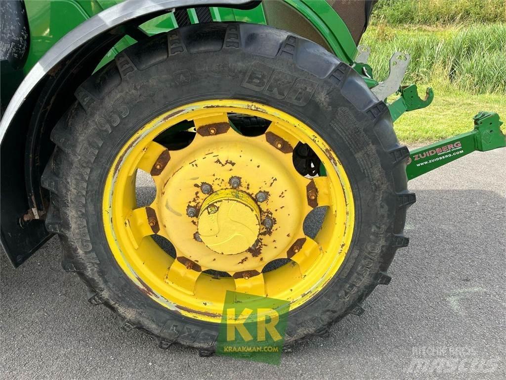 John Deere 6125M Tractors